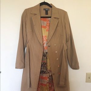 NWOT WD.NY Trench Coat Tan Size 4